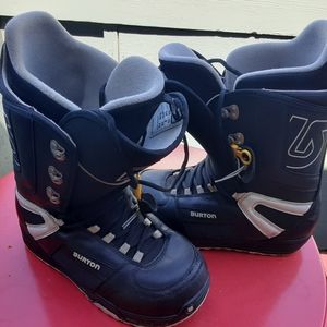 Burton Tribute snowboard boots size US 10